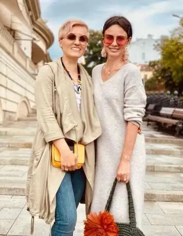 Скачать курс «Поток исцеления. Закрытый VIP семинар (Саша Зверева, Katia Txi)» — слив курса