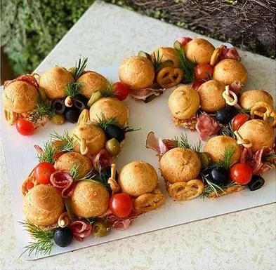 Скачать курс «Закусочные профитроли "Цифры" (brutal_cakes)» — слив курса