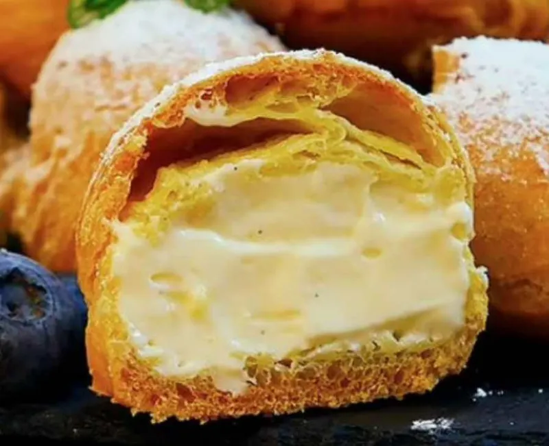 Скачать курс «[Pastry School] Профитроли с ванильным кремом (Елена Крохмаль)» — слив курса