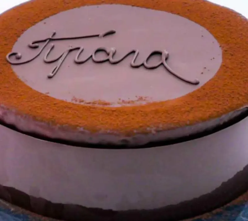 Скачать курс «[Pastry School] Торт «Прага» (Елена Крохмаль)» — слив курса