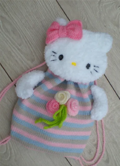Скачать курс «Мастер класс детского рюкзака Hello Kitty (Татьяна Белоусова)» — слив курса