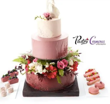 Скачать курс «[PastryCampus] Курс по свадебным тортам (Мария Селянина)» — слив курса