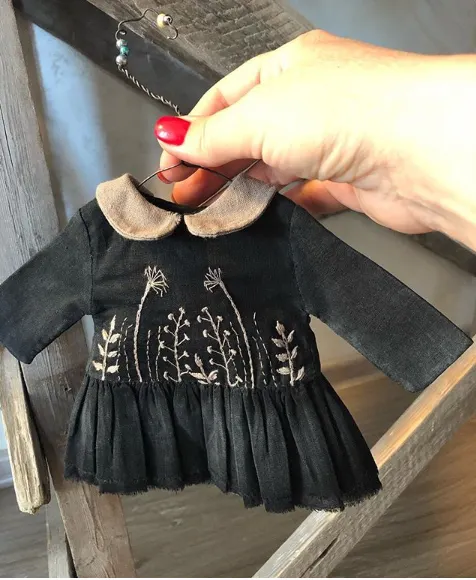 Скачать курс «Платье с вышивкой на подкладе (Елена Кукузей)» — слив курса