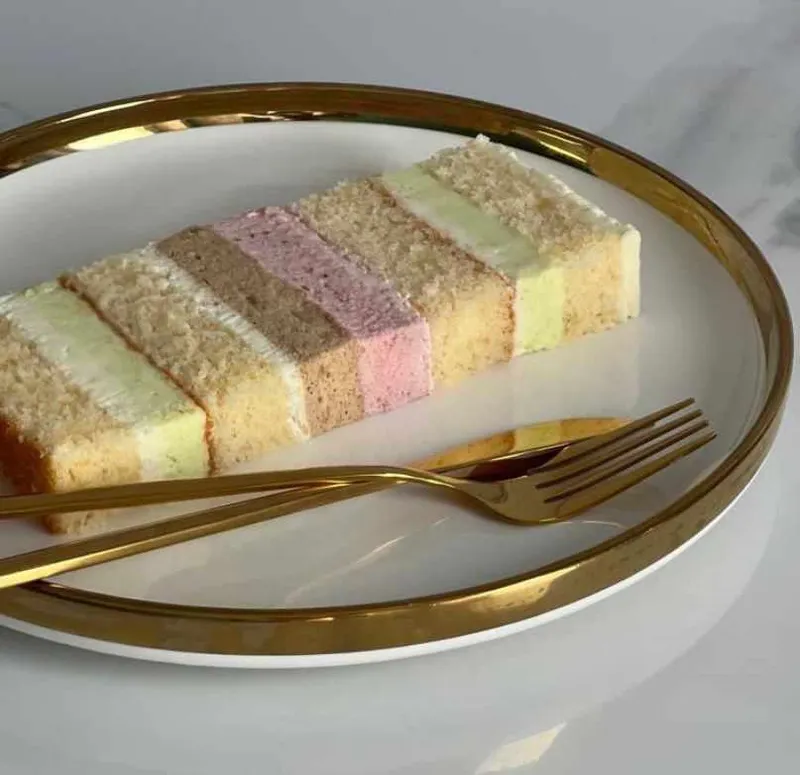 Скачать курс «[marrymycake] Рецепт торта Bubble gum» — слив курса
