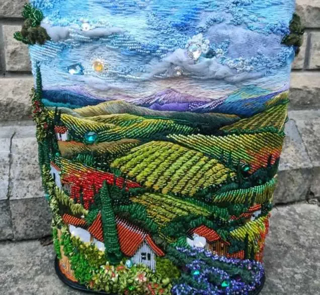 Скачать курс «Сумочка Пейзажная. 3D вышивка (Ирина Якубова)» — слив курса