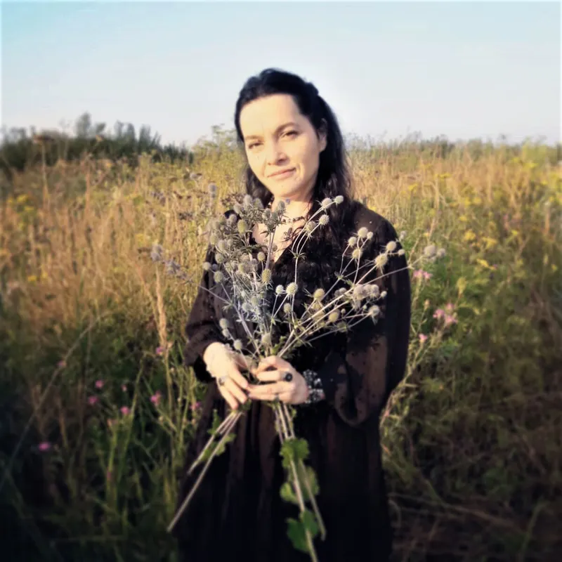 Скачать курс «[Школа Книга теней] Сакральная сила волос (Ирина Стейнар)» — слив курса