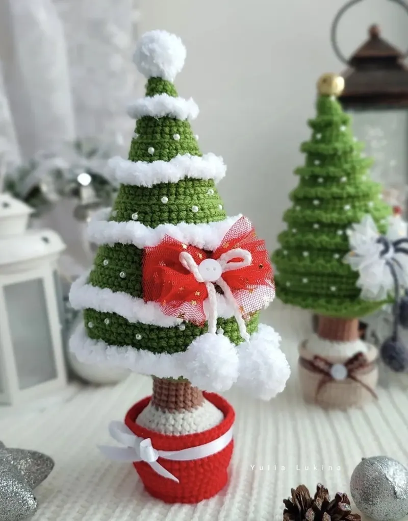 Скачать курс «Декоративная елочка (crochet_toys_yulia)» — слив курса