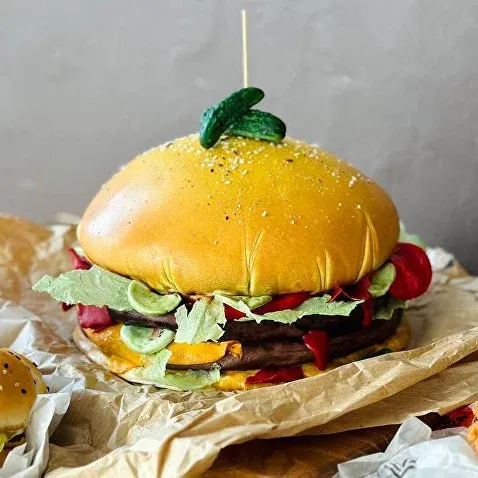 Скачать курс «Детские торты с Вау эффектом. Тариф Fast Food (Надежда Архипова)» — слив курса