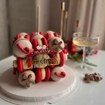 Скачать курс «Кубо-торт из макарон (Владлена Миронова) @mironova_tocake» — слив курса
