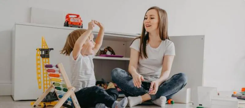 Скачать курс «[LaMama] Цикл лекций для детей 1-3 лет (Марина Кучина)» — слив курса