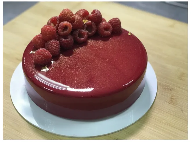 Скачать курс «Муссовый торт «Малина в шоколаде» [Make Cake]» — слив курса