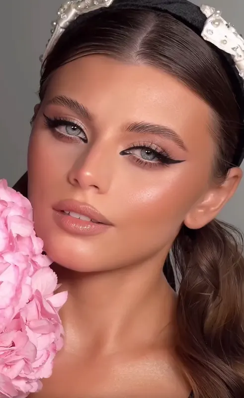 Скачать курс «[Grisha_nastya] Курс по мобильной видео съемке Online iPhone. Тариф мобильный (Настя Гришатова)» — слив курса