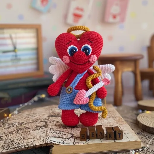 Скачать курс «[sovushkin_mir_toys] Сердце-купидон (Елена Ашлапова)» — слив курса