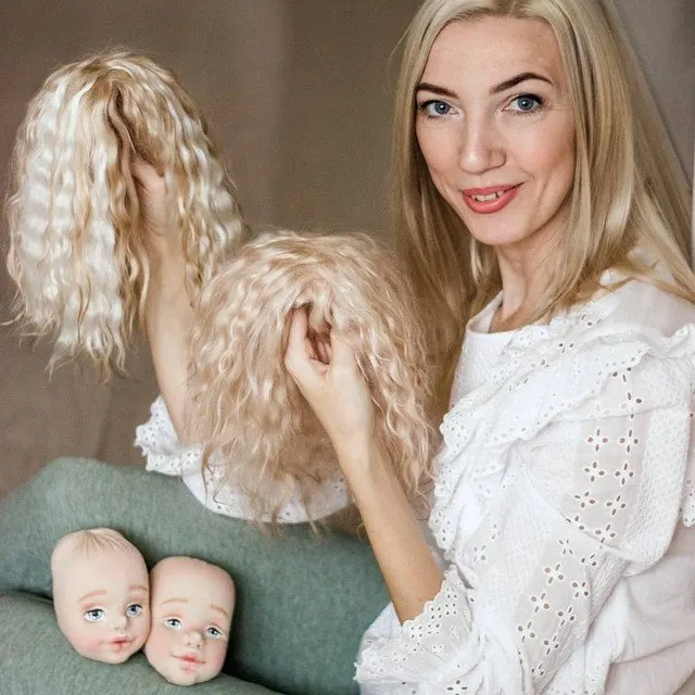 Скачать курс «Курс «Парик для куклы» (Ольга Грачёва)» — слив курса