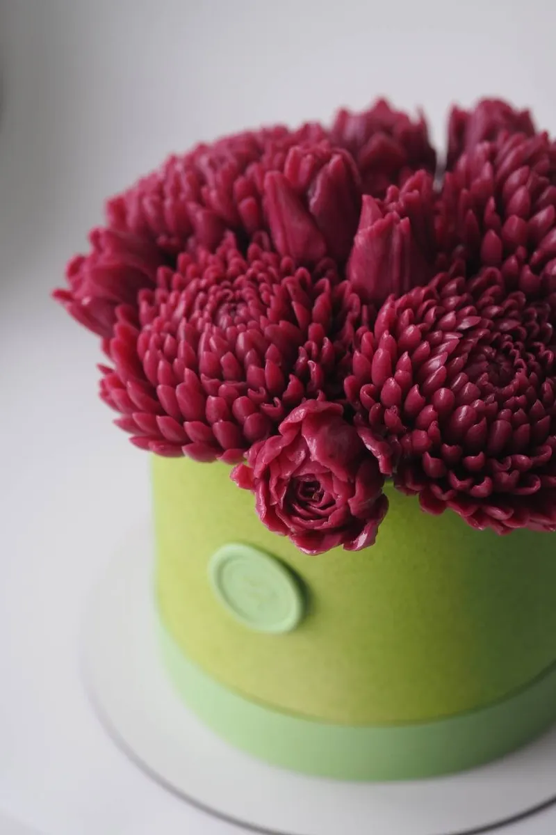 Скачать курс «Flower Cake. Бисквитные торты  с цветами (Таня Силаева)» — слив курса