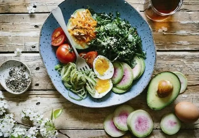 Скачать курс «[Happyketo] Кето-старт. От азов до результата (Наталья Томшина)» — слив курса