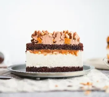Обложка курса «[Alina2Cake] Торт Воздушный сникерс (Алина Ахмадиева)»