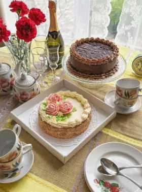 Скачать курс «[fun__bun] Вкус детства. Советские торты домашние и ГОСТ (Юлия Нежурина)» — слив курса