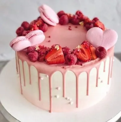 Скачать курс «[Make Cake] Бисквитный торт «Йогурт-лесные ягоды» (Анастасия Лазарева)» — слив курса
