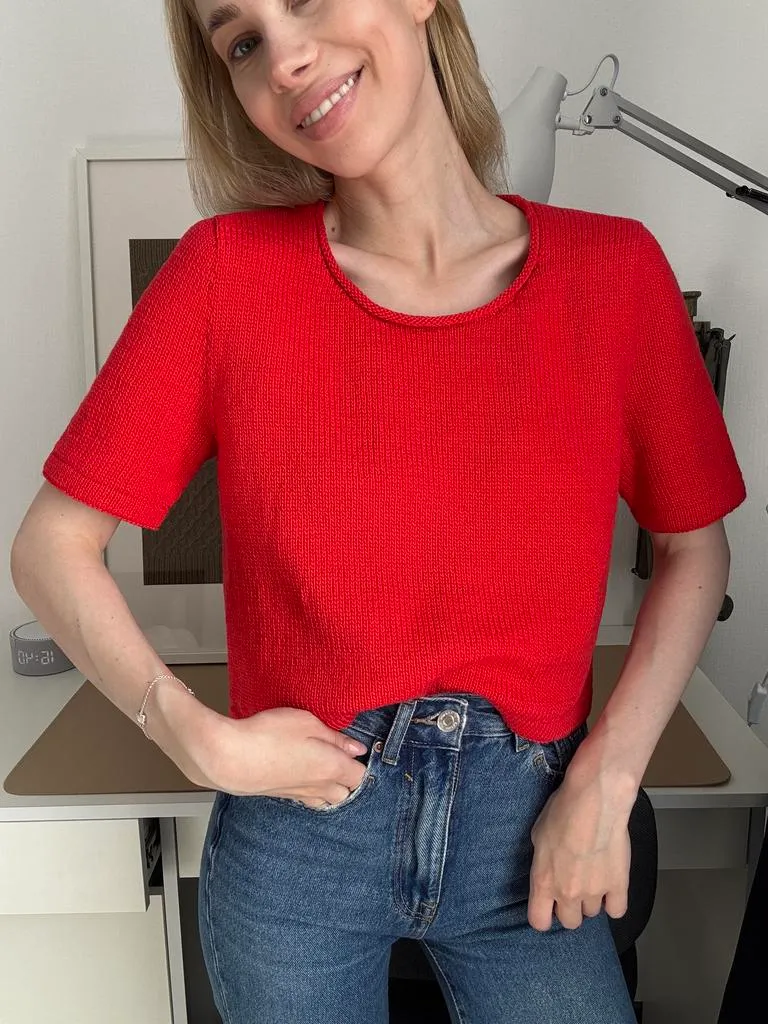 Скачать курс «[Maleeva.knits] Нескучная футболка (Дарья Баруздина)» — слив курса