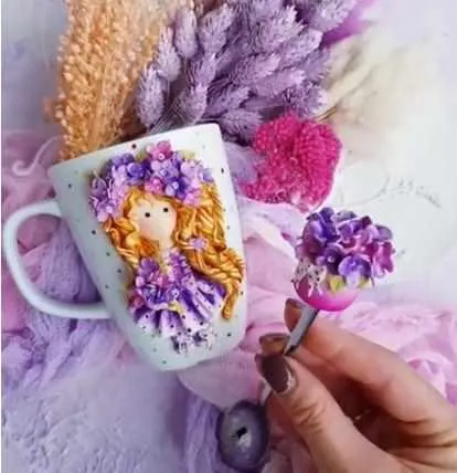 Скачать курс «[Artspoonschool] Лепка из глины в акварельной технике (Алина Журбинская)» — слив курса