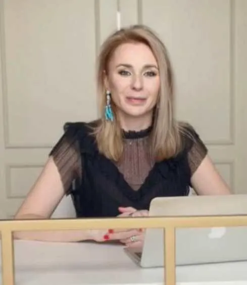 Скачать курс «[formissblog] Как правильно подобрать цвет для перекраски в свой интерьер (Елена Воробей)» — слив курса