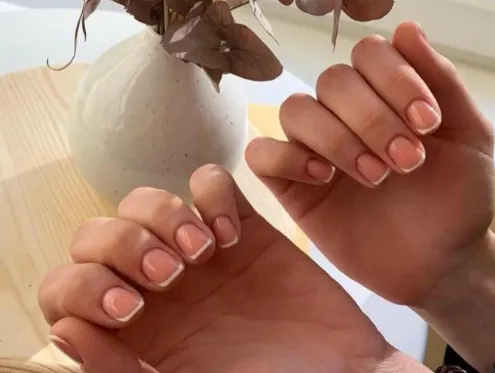 Скачать курс «[kazak_nail] Комби маникюр + френч (Анастасия Казакова)» — слив курса