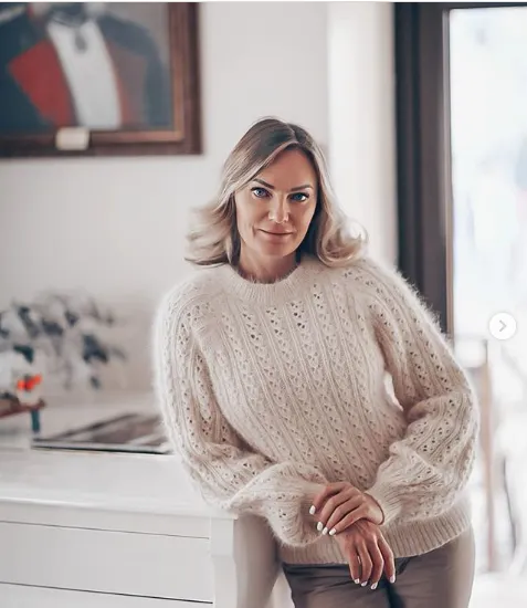 Скачать курс «[koledova_knit] Джемпер Вуаль (Елена Коледова)» — слив курса