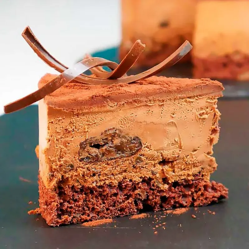 Скачать курс «[Pastry-school] Торт чернослив в шоколаде (Елена Крохмаль)» — слив курса