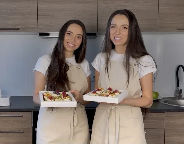 Скачать курс «[schoolsweet] Пирожное Шу (Анастасия Сдобникова, Мария Фомина)» — слив курса
