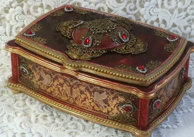 Скачать курс «Шкатулка Royal (Наталья Большакова)» — слив курса