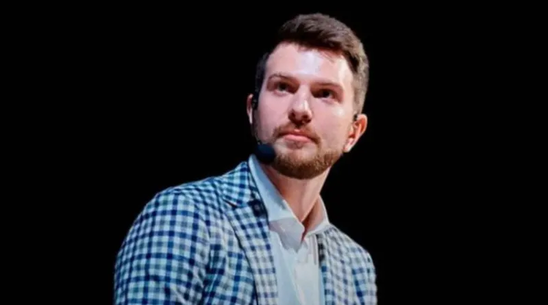 Скачать курс «3-х дневный интенсив "Заработок на доходных сайтах от А до Я" (Роман Пузат)» — слив курса