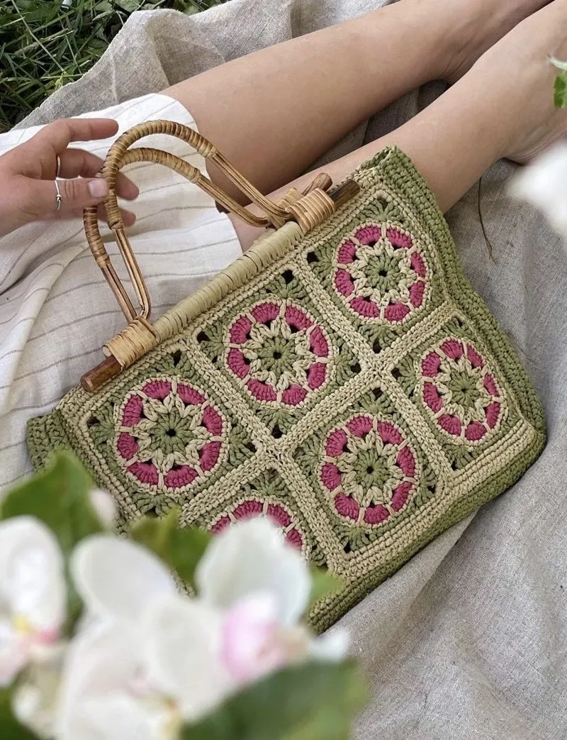 Скачать курс «Сумка Бабушкин квадрат (satiwool)» — слив курса