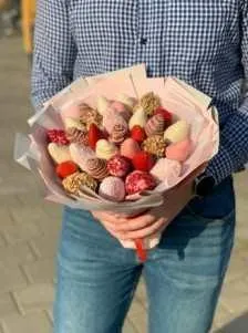 Скачать курс «[Wow Buket] Клубника в шоколаде + ягодный букет» — слив курса