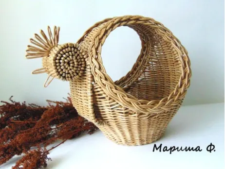 Обложка курса «[Newspaper_weaving] Пасхальная курочка (Марина Федорова)»